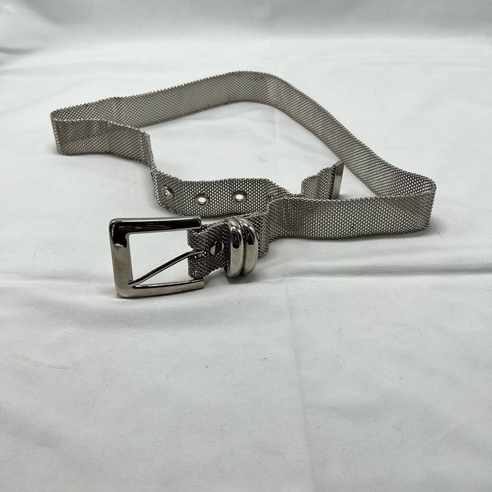 Vintage Size Small Silver Tone Metal Mesh Grommet Belt
